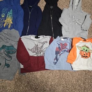 *Size 4* Bundle of 8* Boys Sweatshirts* 5 Hooded Sweatshirts* 3 Regular Sweaters